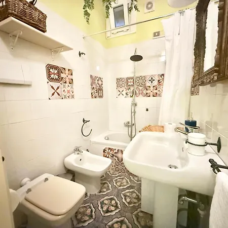 Noah * Μαναρόλα